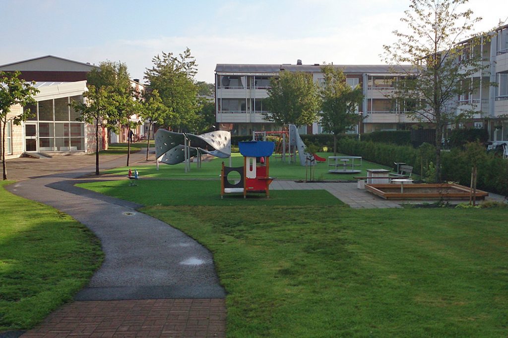 Område 100 Skalbaggen gård rot